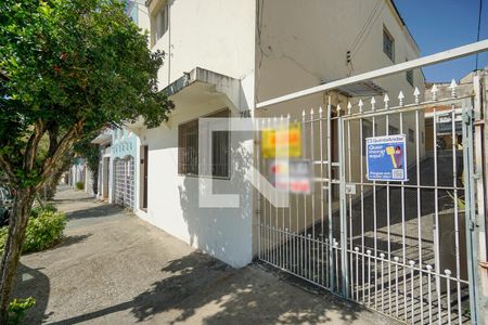 Casa de condomínio para alugar com 60m², 3 quartos e 1 vaga Casa de condomínio para alugar com 60m², 3 quartos e 1 vagaFachada