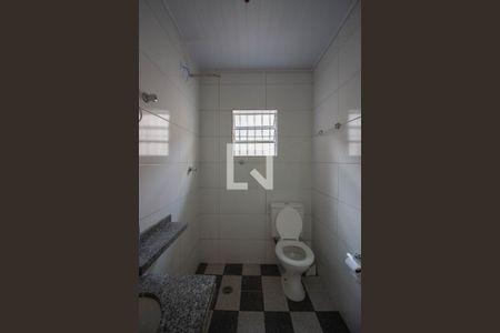 Banheiro de casa à venda com 2 quartos, 100m² em Vila Taquari, São Paulo