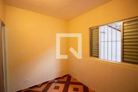 Quarto 2 de casa à venda com 2 quartos, 100m² em Vila Taquari, São Paulo