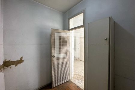 Apartamento à venda com 206m², 4 quartos e 1 vagaQuarto de Serviço 01
