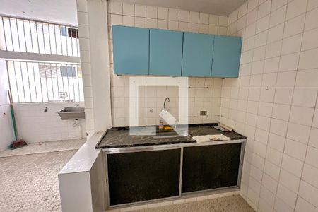 Apartamento à venda com 206m², 4 quartos e 1 vagaCozinha 02