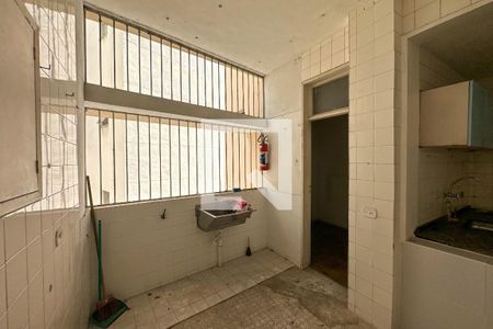 Apartamento à venda com 206m², 4 quartos e 1 vagaÁrea de Serviço