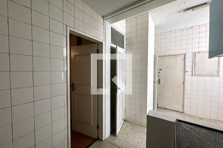 Apartamento à venda com 206m², 4 quartos e 1 vagaCozinha 02