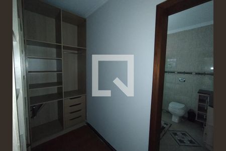 Apartamento à venda com 150m², 3 quartos e 2 vagas Apartamento à venda com 150m², 3 quartos e 2 vagasCloset