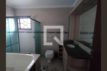 Apartamento à venda com 150m², 3 quartos e 2 vagas Apartamento à venda com 150m², 3 quartos e 2 vagasBanheiro da Suíte