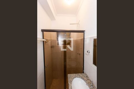 Casa à venda com 150m², 3 quartos e 3 vagasBanheiro Casa 2