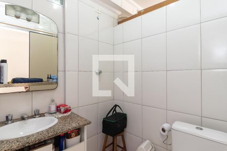 Casa à venda com 379m², 6 quartos e 3 vagasBanheiro 2
