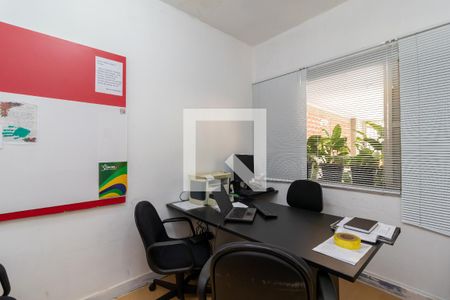 Casa à venda com 379m², 6 quartos e 3 vagasEscritório