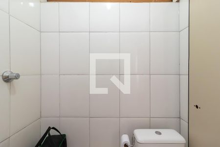 Casa à venda com 379m², 6 quartos e 3 vagasBanheiro 2