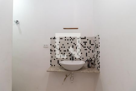 Casa à venda com 379m², 6 quartos e 3 vagasBanheiro 4