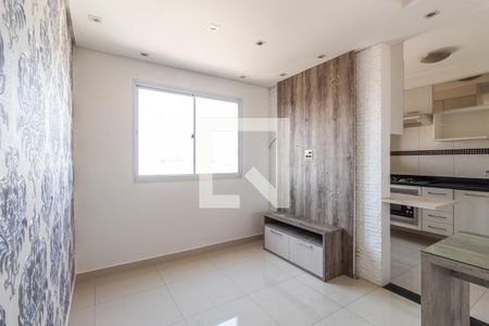 Sala de apartamento à venda com 2 quartos, 44m² em Jardim Cocaia, Guarulhos