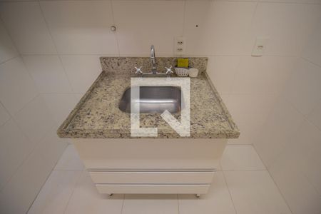 Cozinha de apartamento para alugar com 1 quarto, 38m² em Liberdade, São Paulo