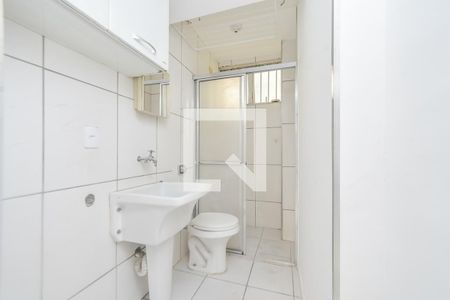 Banheiro de kitnet/studio para alugar com 1 quarto, 23m² em Vila Buarque, São Paulo