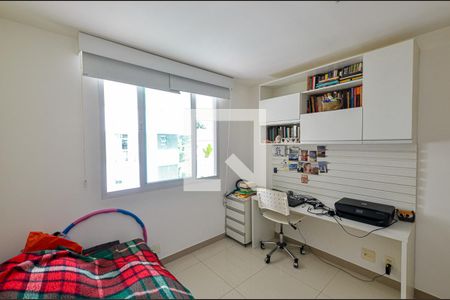 Quarto de apartamento à venda com 2 quartos, 94m² em Itacoatiara, Niterói
