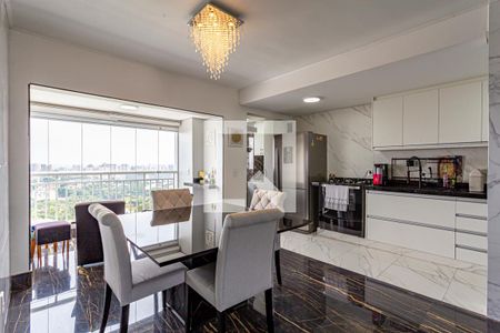 Sala de apartamento à venda com 2 quartos, 67m² em Vila Eldízia, Santo André