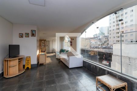 Apartamento à venda com 68m², 2 quartos e 1 vagaÁrea de Convívio