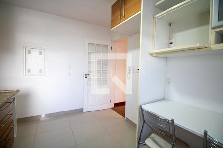Apartamento à venda com 160m², 2 quartos e 1 vagaCozinha