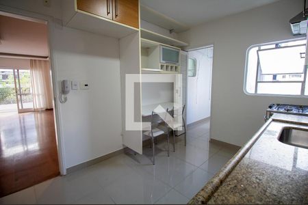 Apartamento à venda com 160m², 2 quartos e 1 vagaCozinha