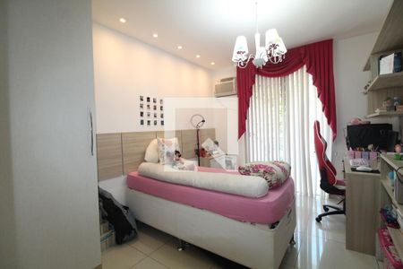 Casa de condomínio à venda com 360m², 4 quartos e 4 vagas Quarto 2