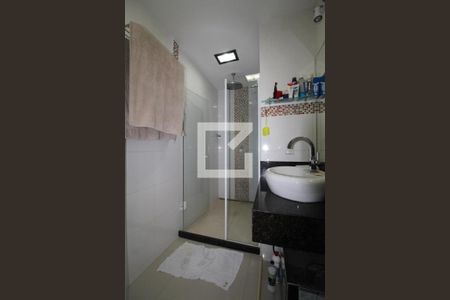 Casa de condomínio à venda com 360m², 4 quartos e 4 vagasBanheiro 1