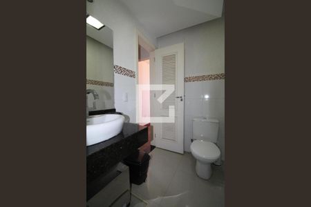 Casa de condomínio à venda com 360m², 4 quartos e 4 vagasBanheiro 1