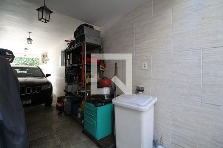 Casa de condomínio à venda com 360m², 4 quartos e 4 vagasQuintal
