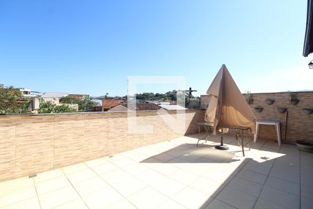 Casa de condomínio à venda com 360m², 4 quartos e 4 vagasTerraço