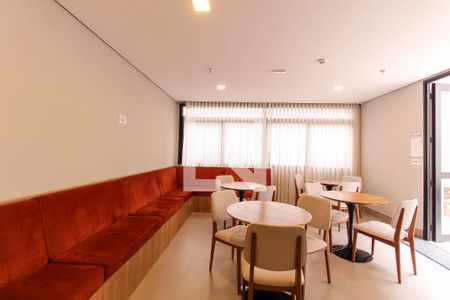 Studio à venda com 26m², 1 quarto e sem vagaÁrea comum - Salão de festas