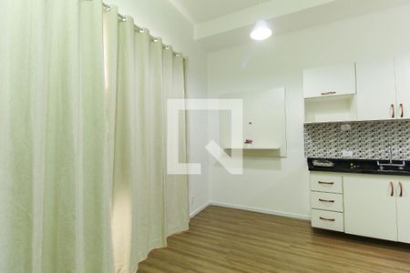 Sala/Quarto de kitnet/studio à venda com 1 quarto, 26m² em Belenzinho, São Paulo