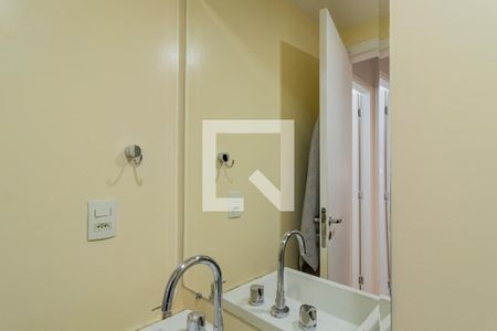 Apartamento à venda com 59m², 2 quartos e 1 vaga Apartamento à venda com 59m², 2 quartos e 1 vagaBanheiro