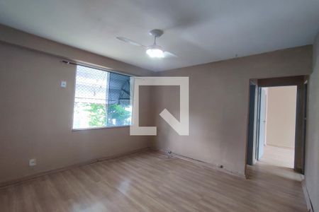 Sala de apartamento para alugar com 2 quartos, 65m² em Taquara, Rio de Janeiro