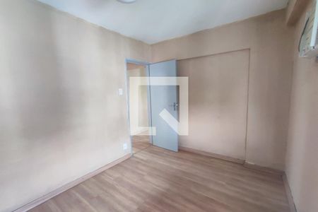 Quarto 1 de apartamento para alugar com 2 quartos, 65m² em Taquara, Rio de Janeiro