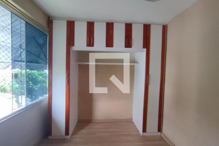 Quarto 1 de apartamento para alugar com 2 quartos, 65m² em Taquara, Rio de Janeiro