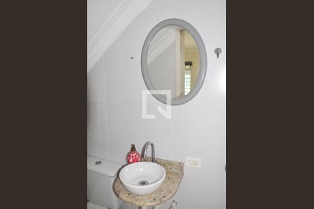 Casa para alugar com 90m², 2 quartos e 2 vagasDetalhe - Lavabo