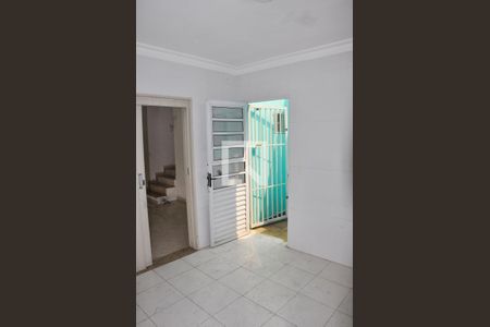Casa para alugar com 90m², 2 quartos e 2 vagasDetalhe - Cozinha