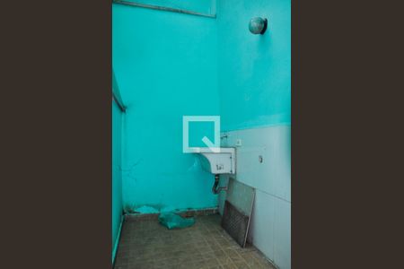 Casa para alugar com 90m², 2 quartos e 2 vagasDetalhe - Área de Serviço