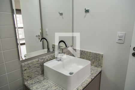 Apartamento à venda com 61m², 2 quartos e 1 vaga Apartamento à venda com 61m², 2 quartos e 1 vagaBanheiro Social - Pia