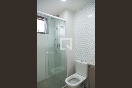 Apartamento à venda com 61m², 2 quartos e 1 vaga Apartamento à venda com 61m², 2 quartos e 1 vagaBanheiro da Suíte