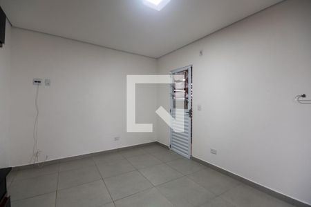 Sala e cozinha de casa para alugar com 1 quarto, 45m² em Vila Romana, São Paulo
