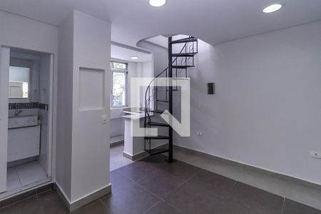 Sala de casa para alugar com 2 quartos, 55m² em Jardim Sapopemba, São Paulo