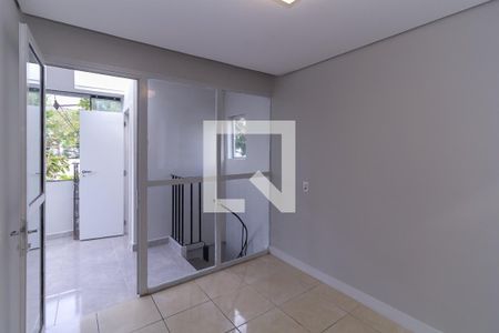 Quarto 1 de casa para alugar com 2 quartos, 55m² em Jardim Sapopemba, São Paulo