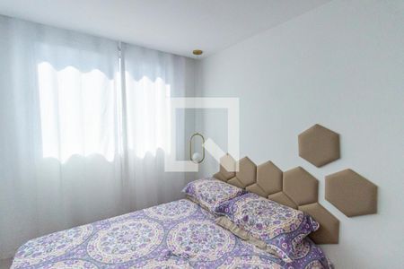 Quarto 1 de apartamento para alugar com 2 quartos, 45m² em Irajá, Rio de Janeiro