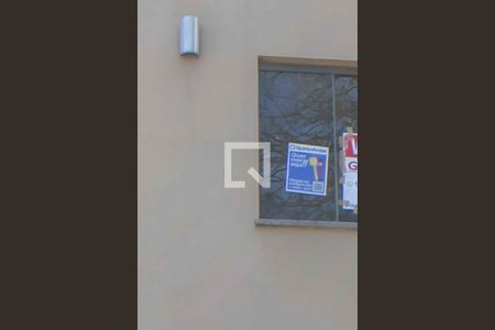 Apartamento à venda com 66m², 1 quarto e 1 vagaPlaquinha vista da rua