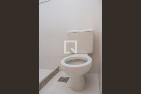 Apartamento à venda com 89m², 3 quartos e 1 vagaBanheiro da Suíte 01