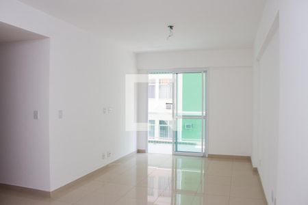Apartamento à venda com 89m², 3 quartos e 1 vagaSala