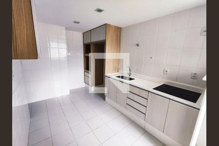 Apartamento à venda com 112m², 4 quartos e 2 vagasCozinha