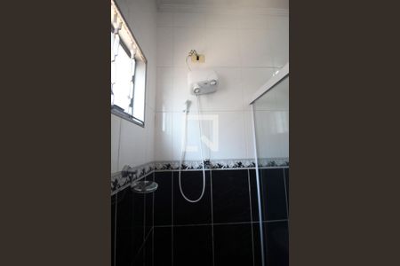 Banheiro da Suíte de casa para alugar com 3 quartos, 135m² em Parque Vitoria Regia, Sorocaba
