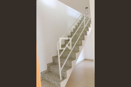 Apartamento à venda com 116m², 3 quartos e 2 vagasEscada