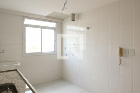 Apartamento à venda com 116m², 4 quartos e sem vagaCozinha e Área de Serviço