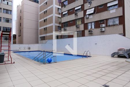 Apartamento à venda com 116m², 4 quartos e sem vagaÁrea Comum - Piscina
